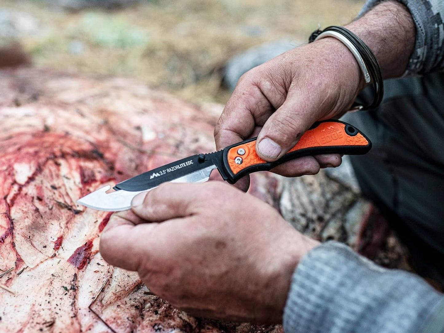 3.5" Razorlite EDC Knife. Pocket Knife with Replaceable Blades and Clip. the Perfect Hunting Knife for Skinning Deer. Blaze Orange with 6 Blades
